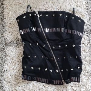 Strapless bebe studed top